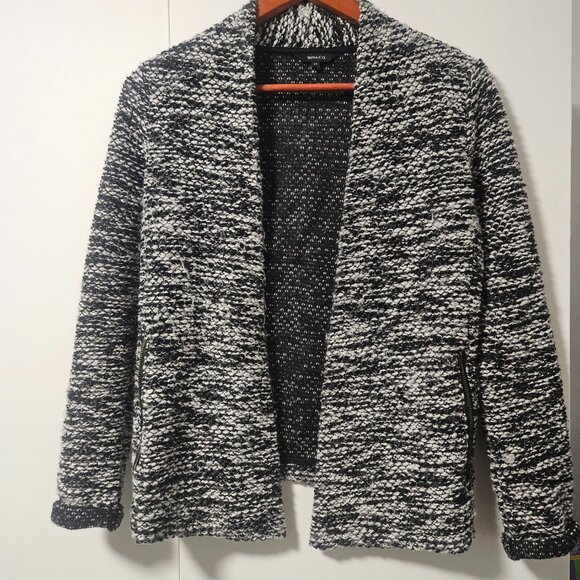 RW & CO Tunic Collar Sweater - Picture 1 of 3